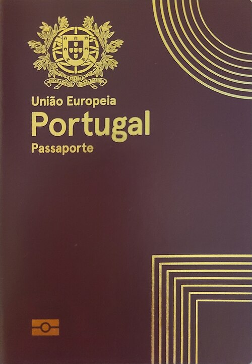 Portada del pasaporte de Portugal